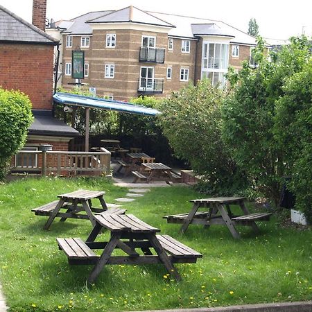 Jolly Brewers Free House Inn Bishop's Stortford Esterno foto